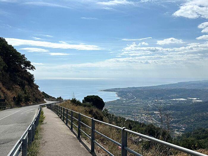 Casa bilocale in vendita in Via Trento, Gasperina