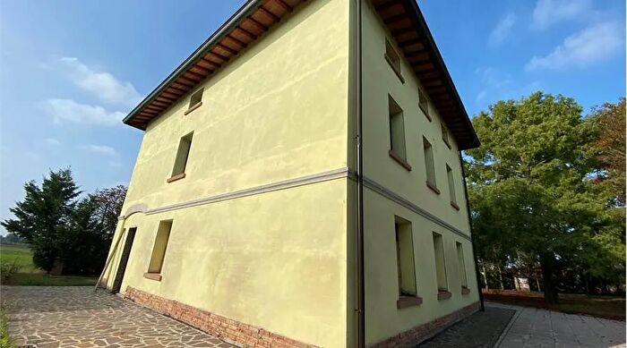 Casa con 5 locali in vendita in Via Magnavacca Soliera Mo Soliera, Soliera