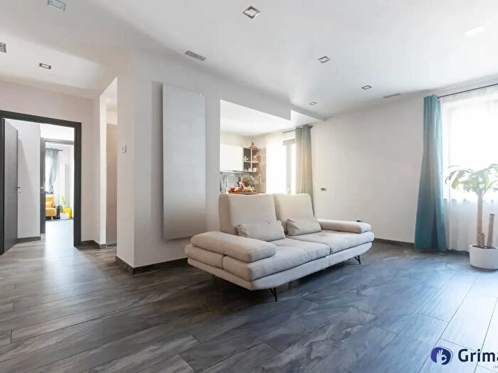 Appartamento trilocale in vendita in Via Giulia Molino Colombini, Roma