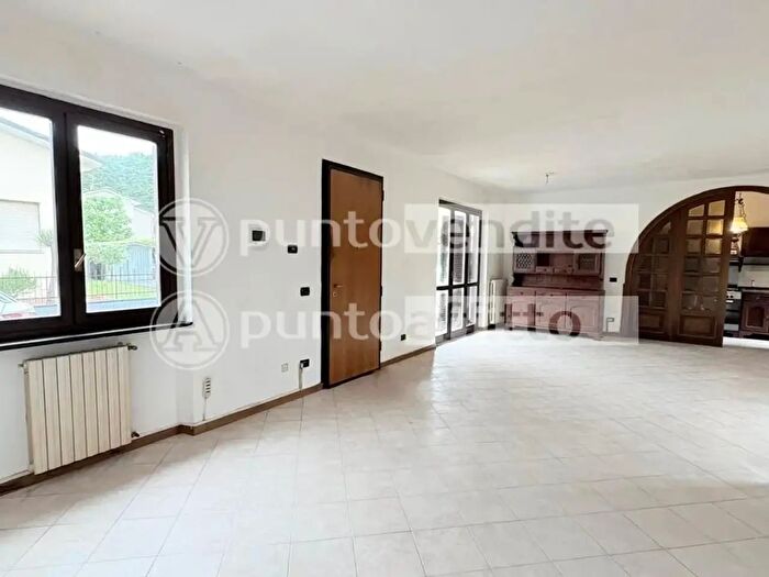 Appartamento quadrilocale in vendita in Lucca