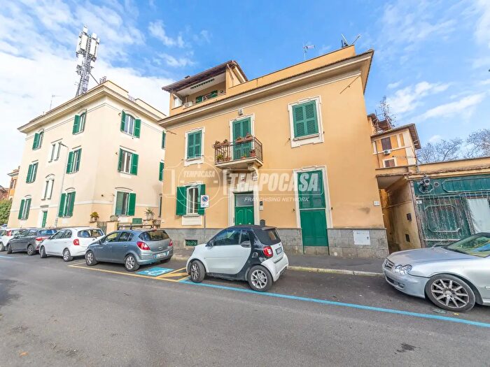 Appartamento bilocale in vendita in Via di Prato Falcone, Roma
