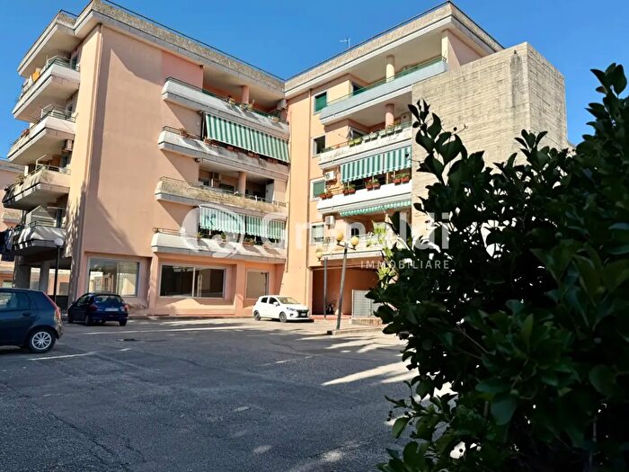 Appartamento trilocale in vendita in Viale Paestum Snc, Eboli
