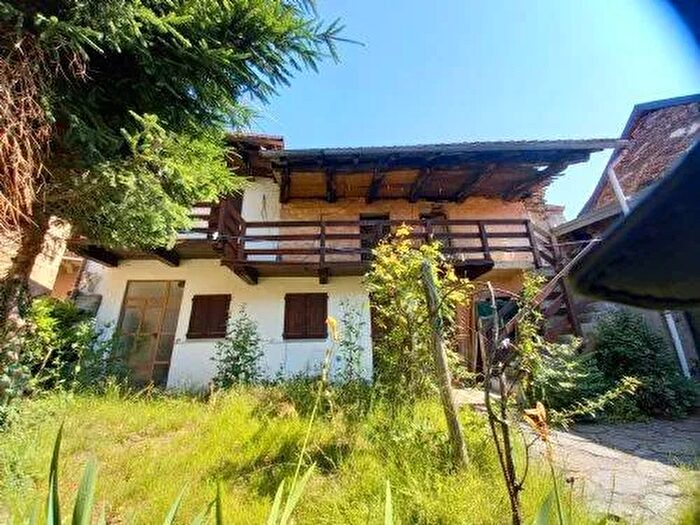 Casa trilocale in vendita in Coiromonte Armeno, Armeno