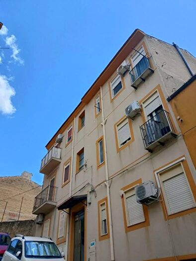 Appartamento bilocale in vendita in Via Montebello Caltanissetta, Caltanissetta