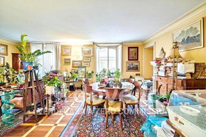 Appartamento quadrilocale in vendita in Via Giuseppe Barbaroux, Torino