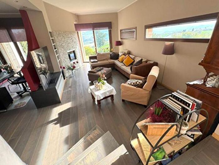 Casa quadrilocale in vendita in Coriano