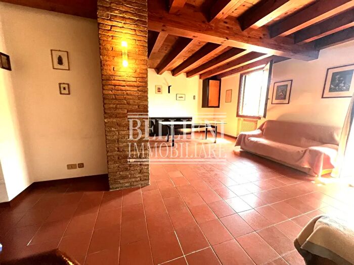 Appartamento con 5 locali in vendita in Contra San Pietro, Vicenza