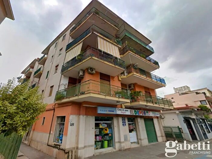 Appartamento quadrilocale in vendita in Via Giuseppe Mazzini, Pomigliano DArco