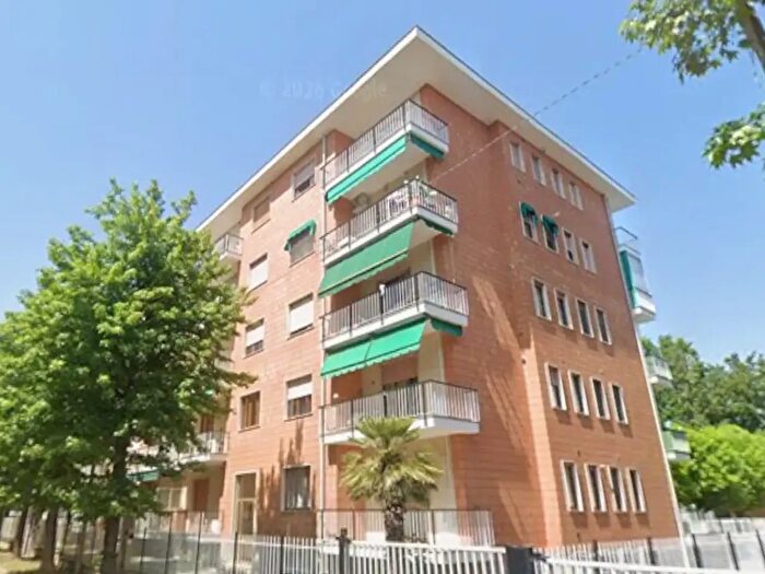 Appartamento trilocale in affitto in Via Dott l Rossetti, Cirie'
