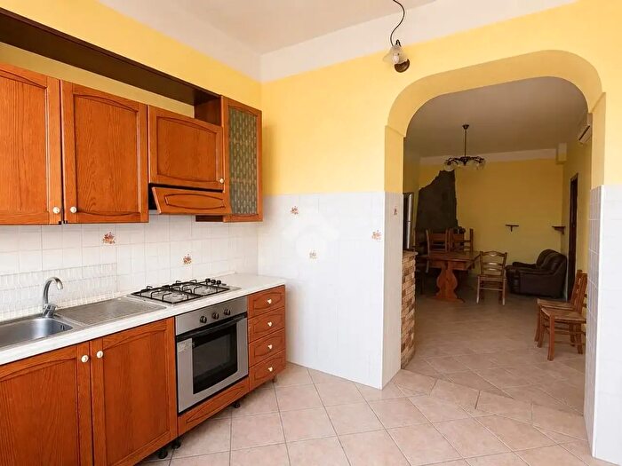 Casa con 6 locali in vendita in Via Campidano, Marrubiu