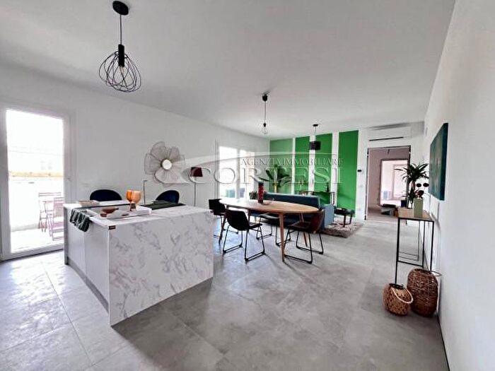 Appartamento quadrilocale in vendita in Via Raffaello Sanzio, Senigallia