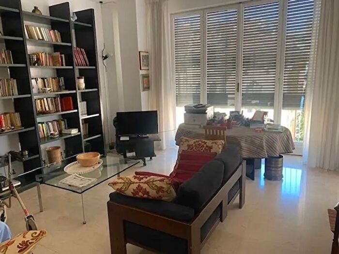 Appartamento con 5 locali in affitto in Via Manfredo Fanti, Torino