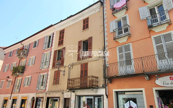 Appartamento quadrilocale in vendita in Via Giovanni Battista Beccaria, Mondovi