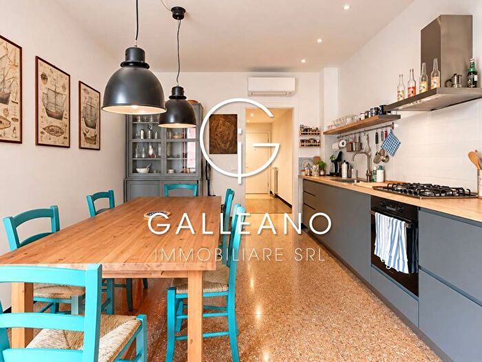Appartamento trilocale in vendita in Via Camillo Benso di Cavour, Centro, Varazze