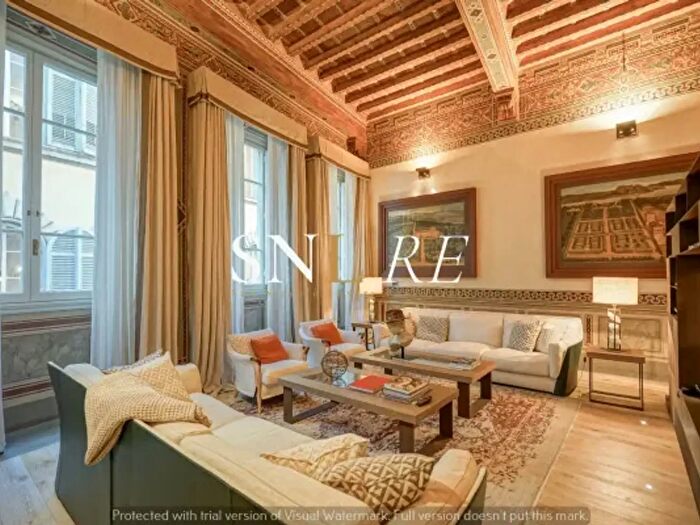 Appartamento con 5 locali in vendita in Lungarno Guicciardini, Firenze