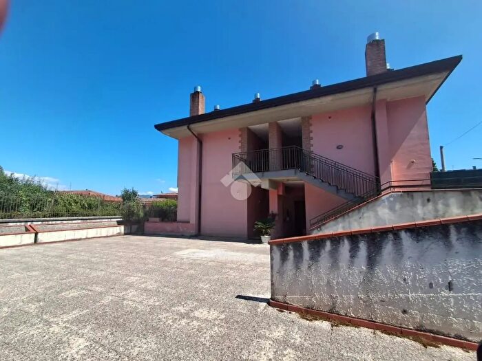 Appartamento trilocale in vendita in Strada Comunale Vallone dei Lupi, Avellino