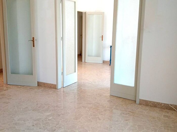 Appartamento quadrilocale in affitto in Via Francesco Faranda, Tirone, Messina