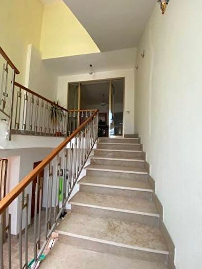 Appartamento trilocale in affitto in Via Noceromana, Cervaro