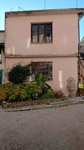 Appartamento con 10 locali in vendita in Farra Di Soligo