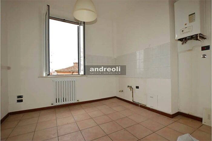 Appartamento con 5 locali in vendita in Jesi