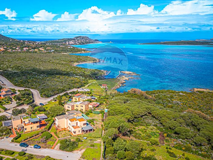 Appartamento bilocale in vendita in Via Giovanni Maria Angioy, Stintino