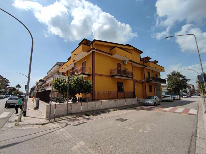 Casa trilocale in affitto in Via Leonardo da Vinci, San Nicola la Strada
