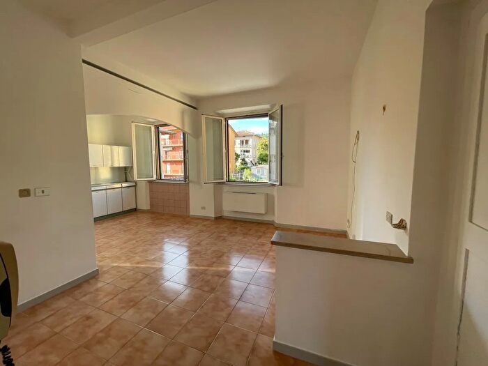 Appartamento bilocale in vendita in Perugia Passignano sul Trasimeno, Passignano Sul Trasimeno