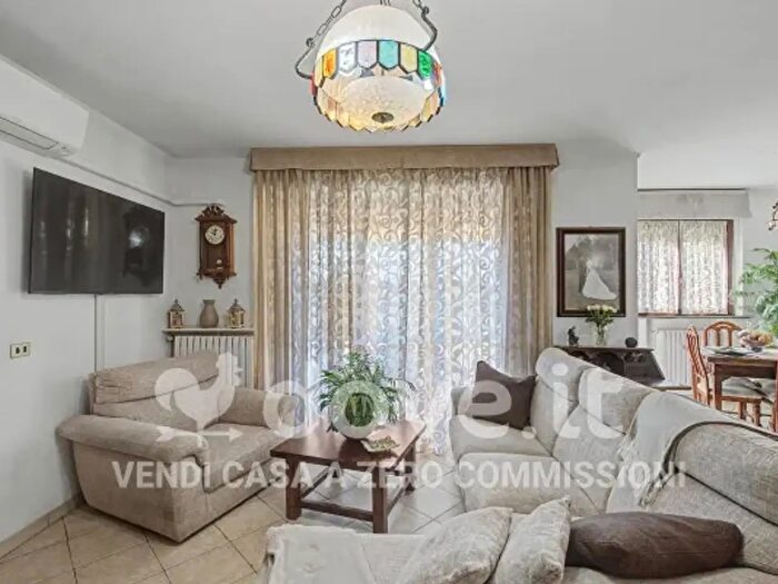 Appartamento trilocale in vendita in Via Alcide De Gasperi, Chivasso