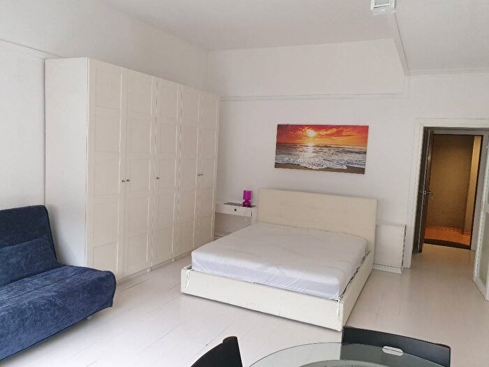 Appartamento monolocale in affitto in Corso di Porta Nuova, Porta Nuova, Milano