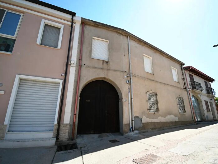 Casa con 8 locali in vendita in Vico IV Roma, Villamar