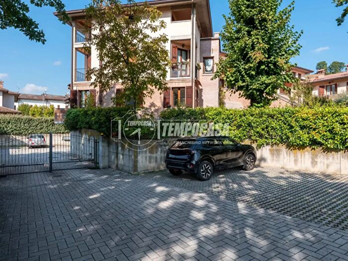 Appartamento trilocale in vendita in Castellarano