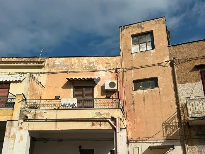 Appartamento bilocale in vendita in Corso dei Mille, Palermo