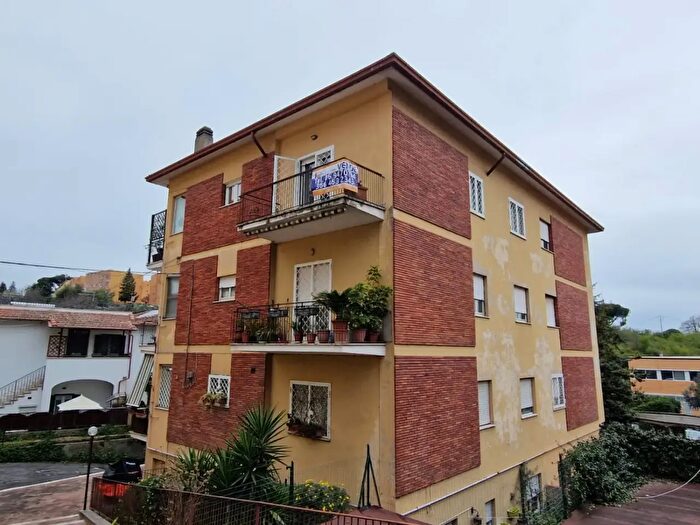 Appartamento trilocale in vendita in Viale Vittorio Veneto, Grottaferrata