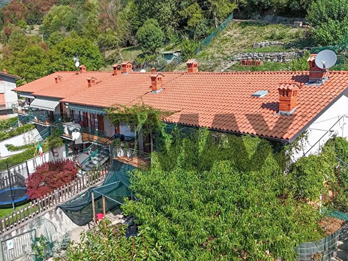 Casa trilocale in vendita in Via Bucaneve, Luzzana