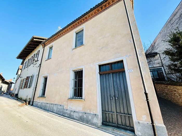 Case in Vendita e in Affitto - 3