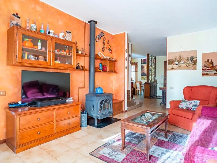 Casa con 10 locali in vendita in R di PoggiarelloLa Ripa, Monteriggioni