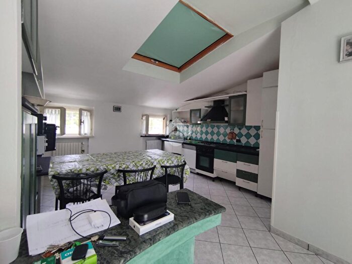 Appartamento trilocale in vendita in Via Mentana, Mercato Saraceno