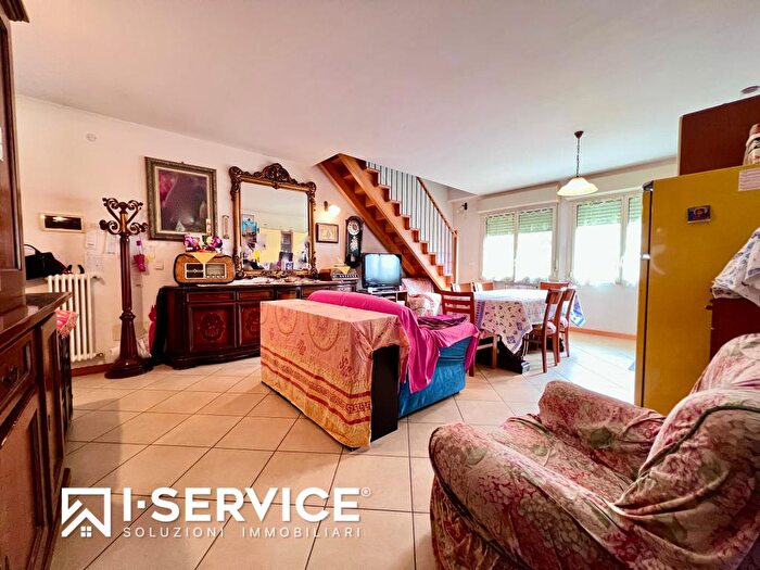 Appartamento trilocale in vendita in Via Ticino, Cesenatico