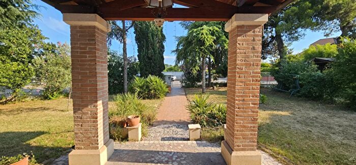 Casa con 5 locali in vendita in San Bonifacio