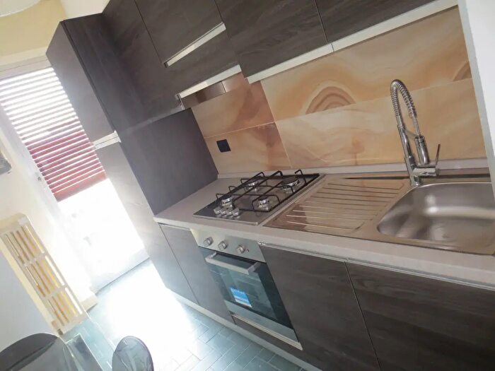 Appartamento quadrilocale in affitto in Piazza Aspromonte, Milano