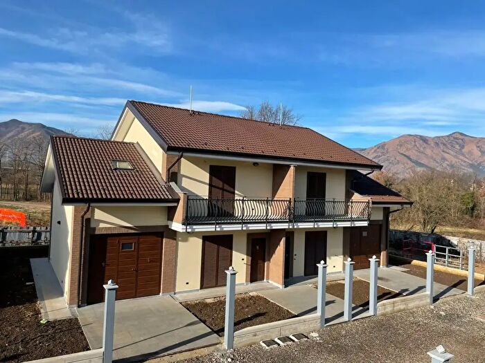 Casa con 5 locali in vendita in Via Musine', San Gillio