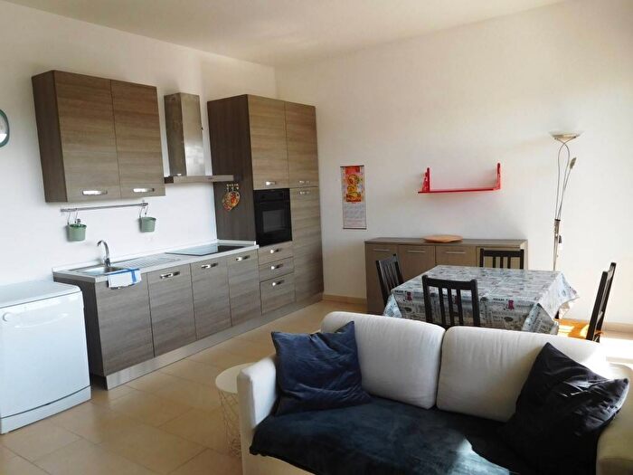 Casa bilocale in affitto in Via Calzabigi, Calzabigi, Livorno