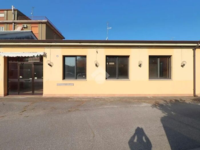 Appartamento bilocale in vendita in Marmirolo