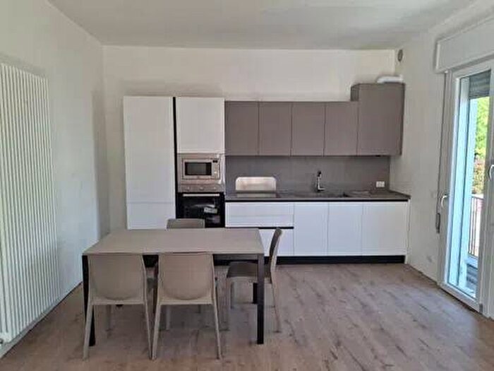 Appartamento con 5 locali in affitto in Via Francesco Baracca, Dosson, Casier