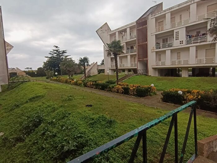 Appartamento trilocale in vendita in Via Ginepri, Lamezia Terme