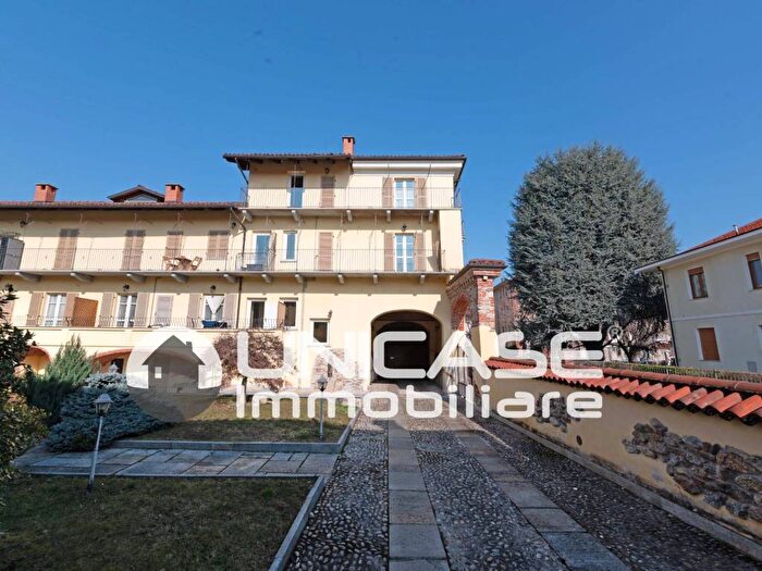 Appartamento bilocale in affitto in Piazza Castelvecchio, Centro, Bricherasio