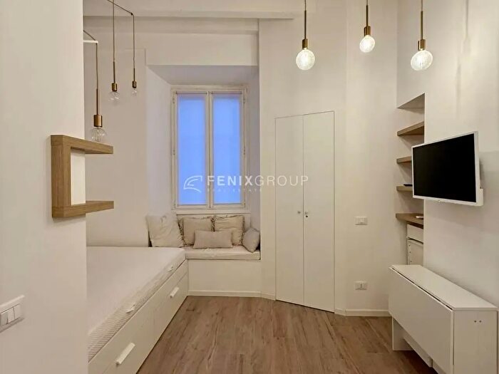 Appartamento monolocale in affitto in Via Messina, Milano