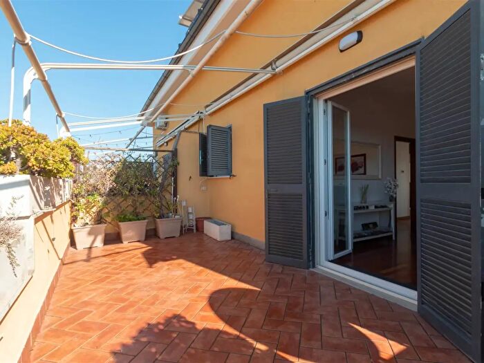 Appartamento quadrilocale in vendita in Roma