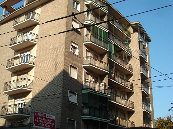 Appartamento bilocale in affitto in Via Alberto Caroncini, Lodi Brenta, Milano