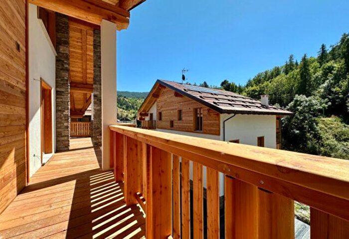 Case in Vendita e in Affitto - 2